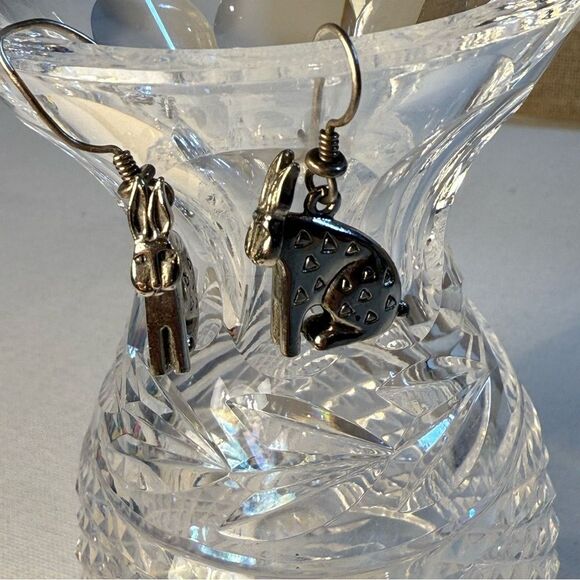 Laurel Burch Silver rabbit Animal vintage Charm Earrings - Picture 2 of 6
